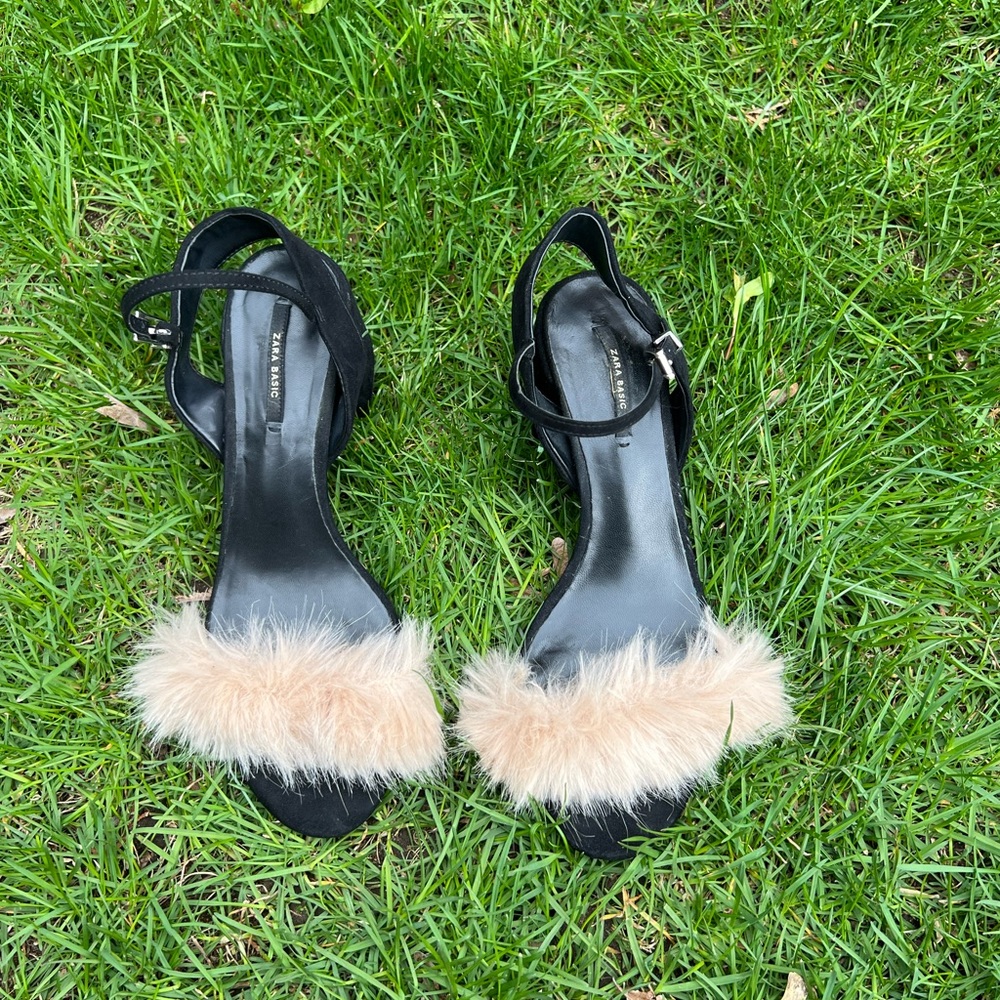 Glam sandals